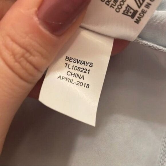 Greg Norman silver metallic solar XP extreme sun protection long sleeve pullover - Picture 9 of 10